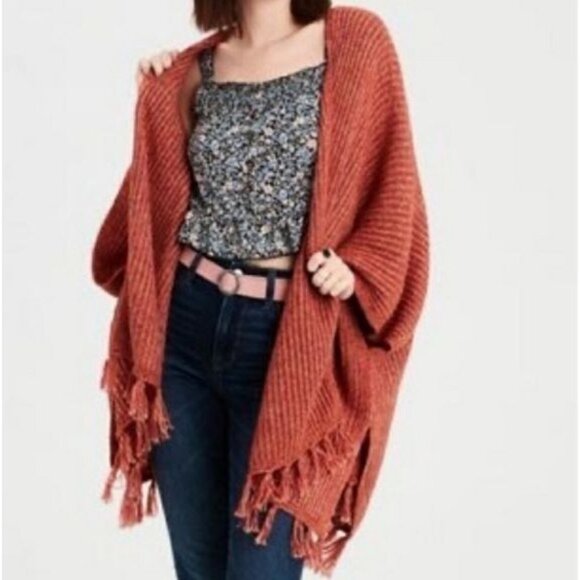 American Eagle Orange Knit Poncho Sweater Fringe Wrap Women's One Size Fits Most - Picture 1 of 8